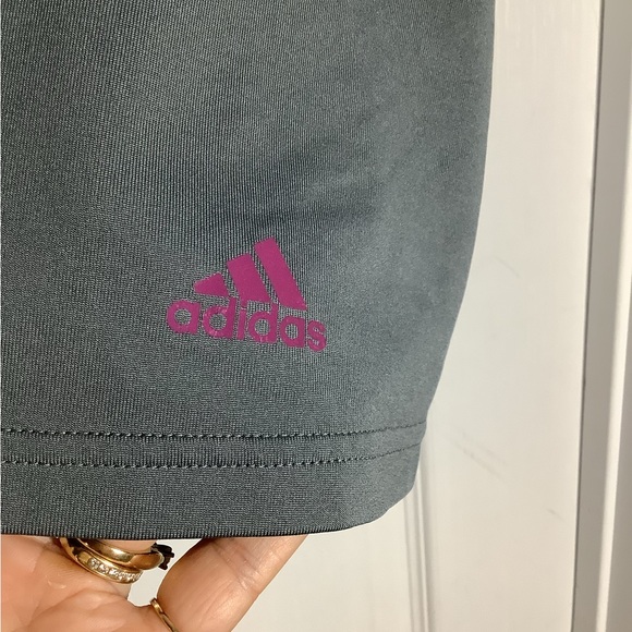 Adidas Supernova skort with contrast pink trim - Picture 5 of 13